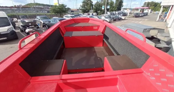 Моторная лодка Тактика 390рм красная