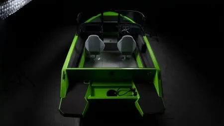 Катер Windboat 4.6 DCX NEW (желтый)