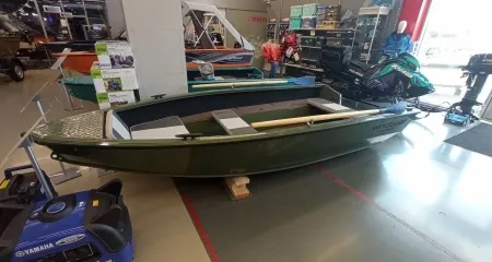 Моторная лодка Windboat 4.0 Evo (хаки)