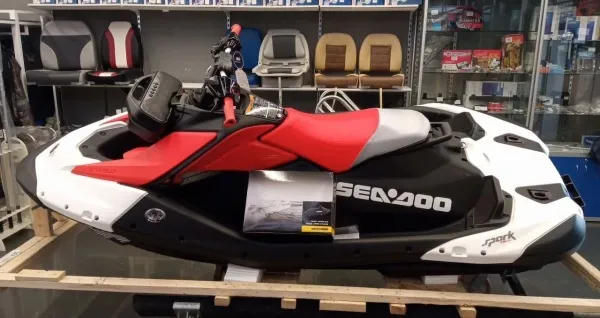 Гидроцикл SeaDoo Spark Trixx for 1 красный