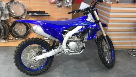 Мотоцикл Yamaha YZ450F 2024