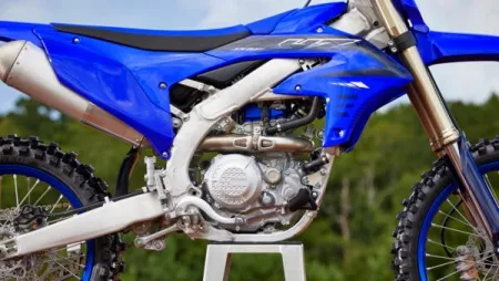 Мотоцикл Yamaha YZ450F 2024