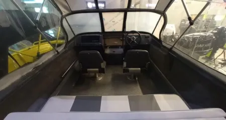 Катер Windboat 4.5 DCX (оранжевый)